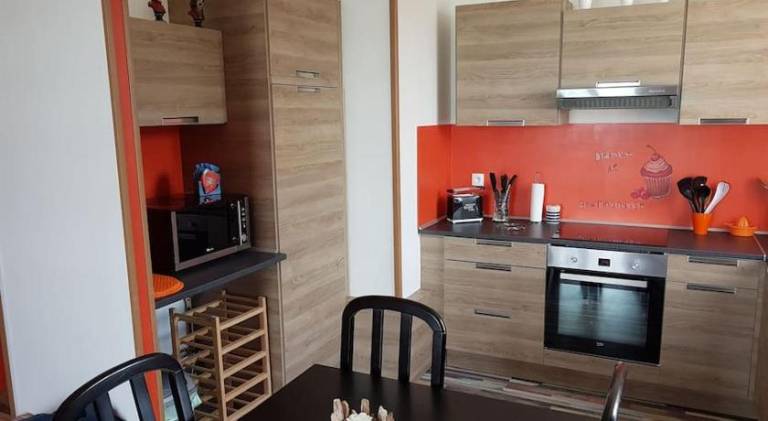 Rental apartment with 2 rooms for 4 persons — photo 3