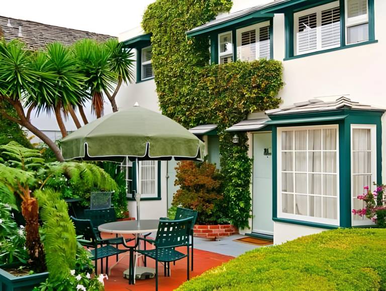 Carmel Fireplace Inn — photo 4