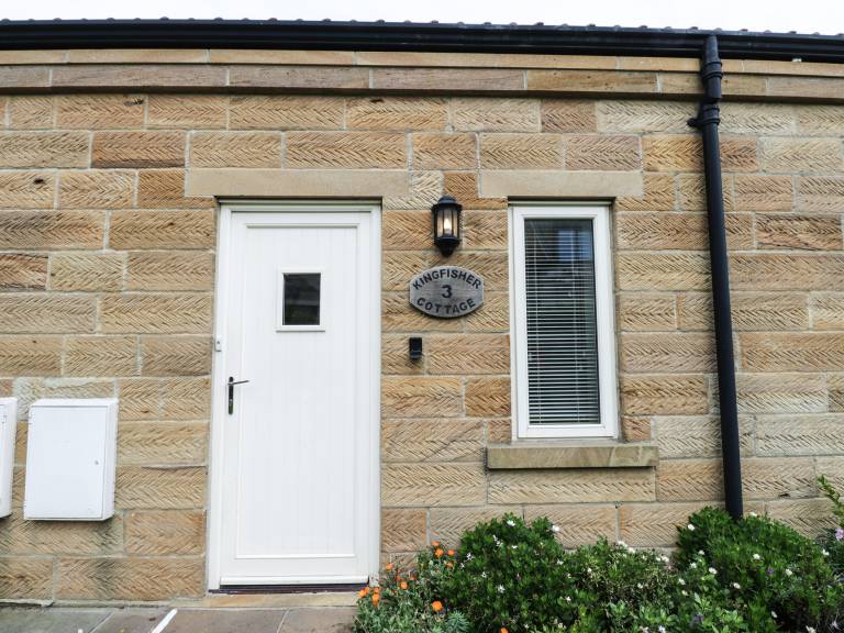 Cottage with barbecue & garden | Beach view — photo 2