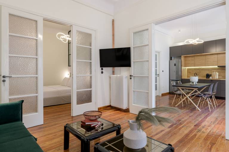 Fully equipped apartment with terrace | Close to Acropolis of Athens | Dogs allowed — photo 4