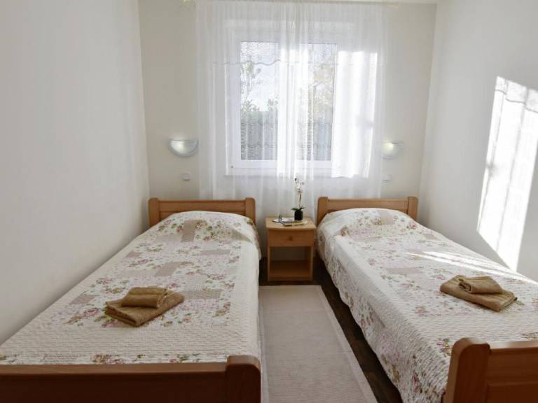 Wohnung in Zambratija mit Gemeinsamem Grill — photo 5