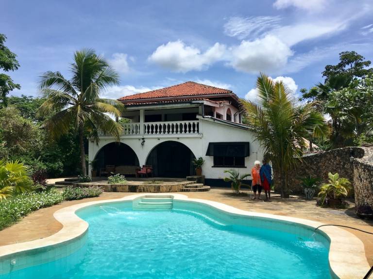 Lodge  Diani Beach