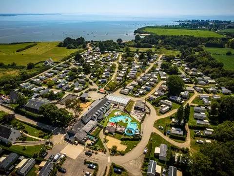 Mobil-home ∙ 1 Chambre ∙ 6 Personnes - Ambon