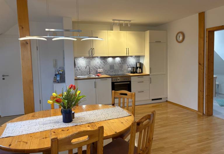 Child-friendly beautiful rental apartment with garden, fast internet & BBQ | Garden view | Pet-friendly — photo 4