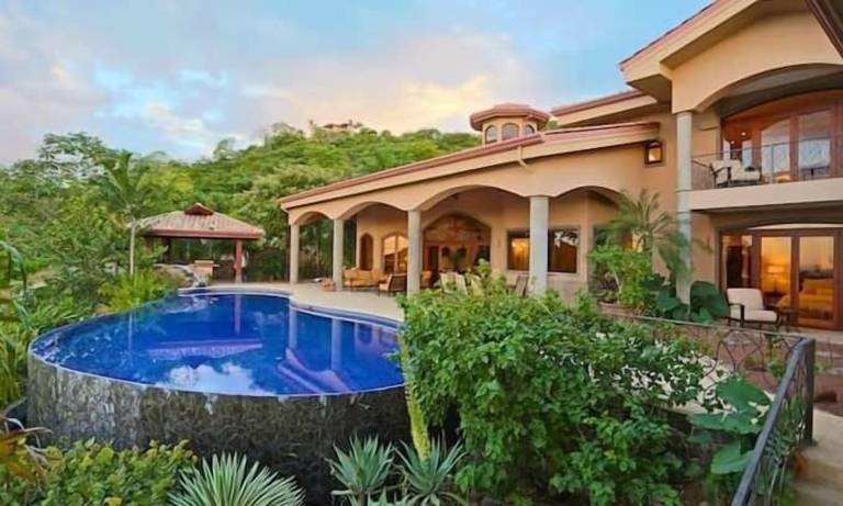 House Playa Hermosa