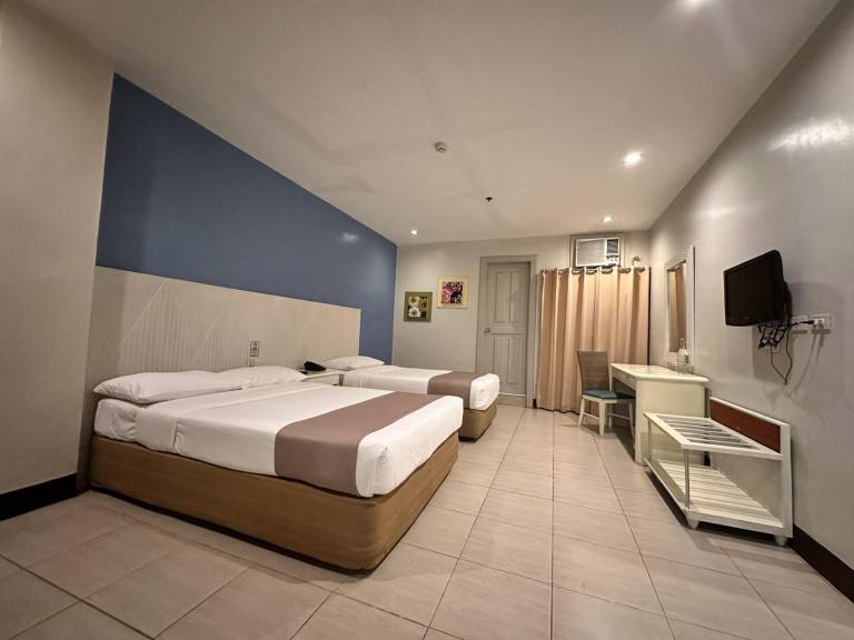 Holiday apartment with pool | Good for workation | Pets are welcome in Bacolod