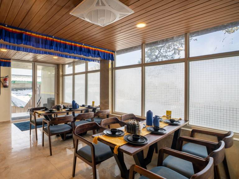 The Hosteller Dalhousie, Mall Road — photo 4