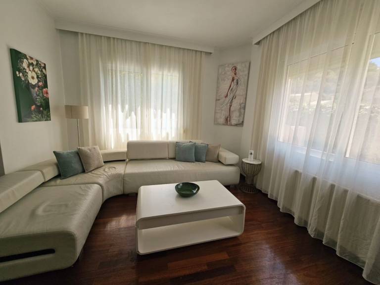 Family-oriented vacation home with barbeque, garden & pool | Beach view | Dogs allowed — photo 3