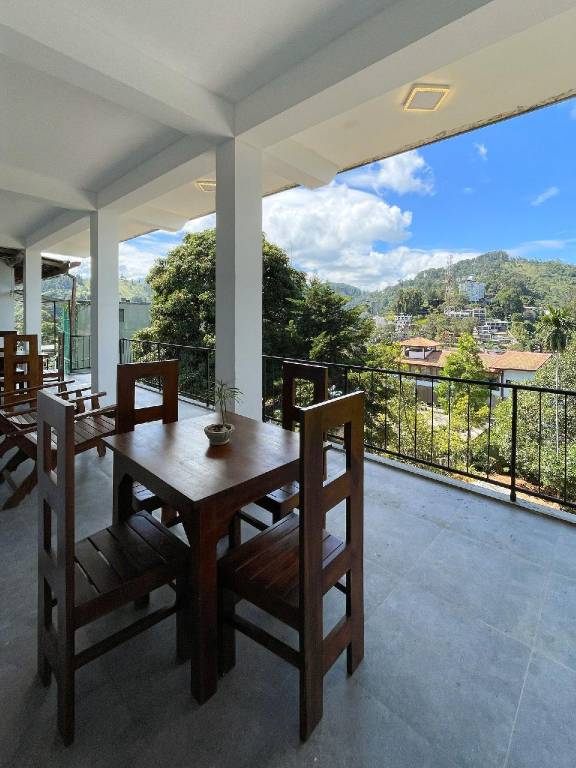 NEW Elegant Home Stay Ella — photo 3