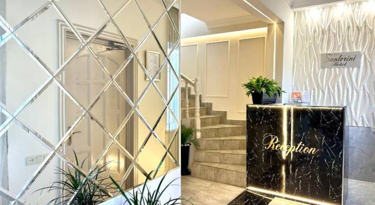 Santorini Hotel & Hostel in Yerevan