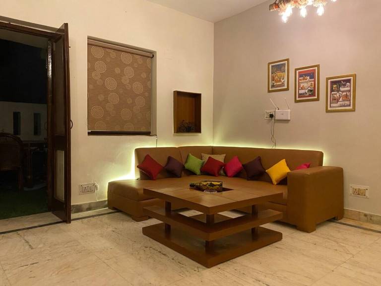 Vacation home with 1 room for 8 persons in New Delhi