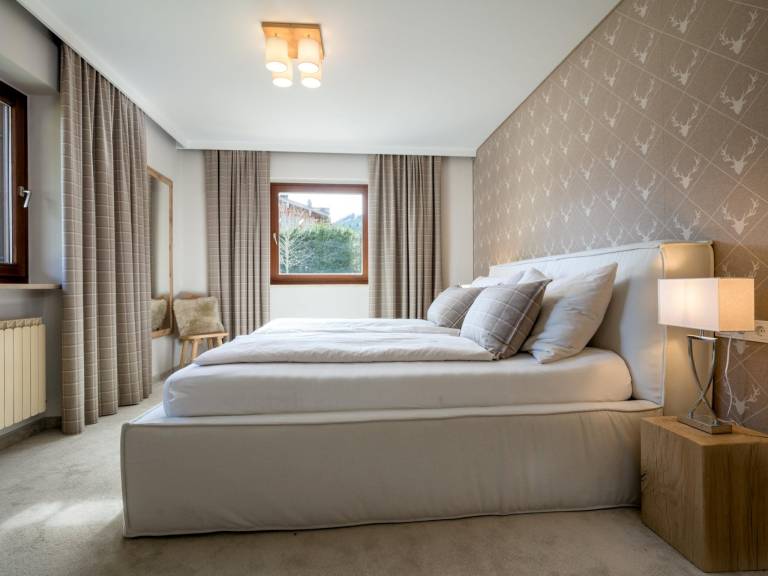Fully equipped wonderful chalet with sauna, private pool & patio | Next to the ski | Pet-friendly — photo 2