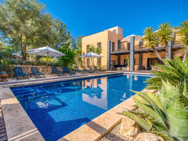 Fully equipped big vacation home with sauna, patio & yard | Nature view | Dogs allowed — photo 3