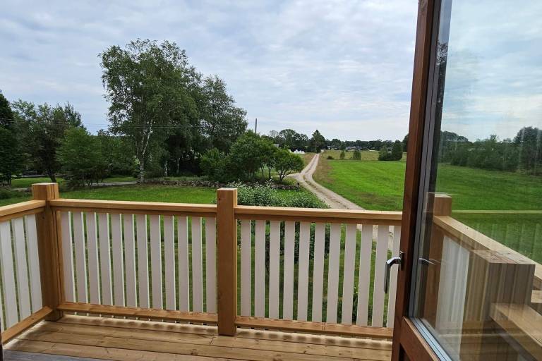 House with garden | Pets are welcome — photo 2