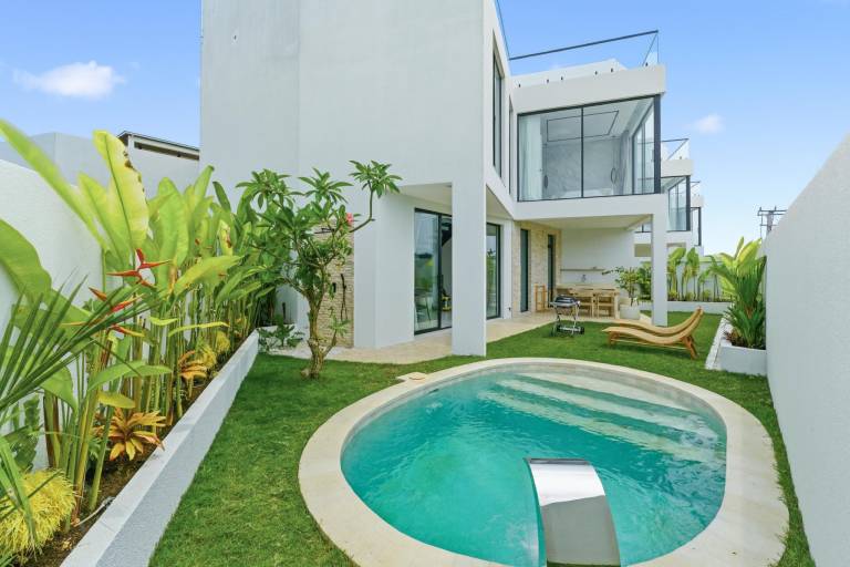 House with 3 rooms for 6 persons in Pecatu