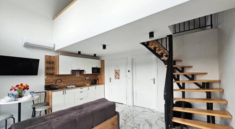 House with 2 rooms for 6 persons — photo 4