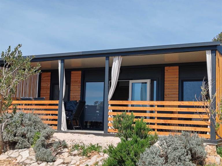 Mobile Home Domina near the beach with shared swimming pool — photo 4
