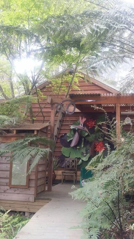 Cottage Warburton