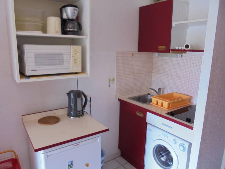 Studio for 4 pers. with parking near beach — photo 3