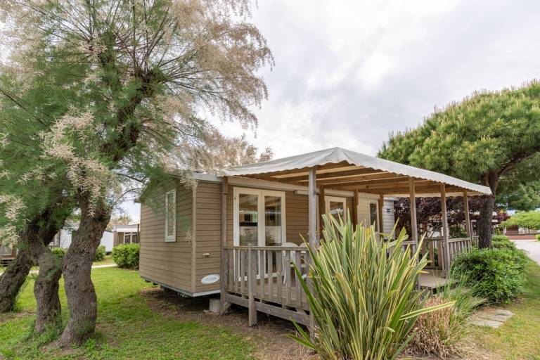 Mobile home with pool & patio | Nature view in Comacchio