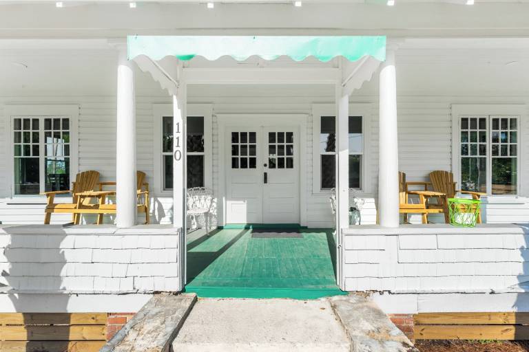 House North Brooksville