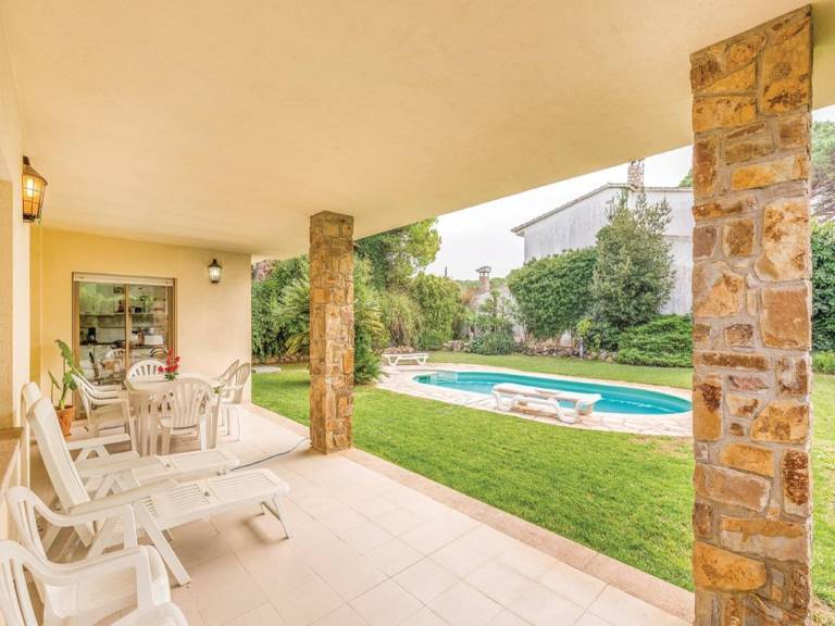 Fully equipped vacation home with terrace, garden & private pool | Pet-friendly — photo 5