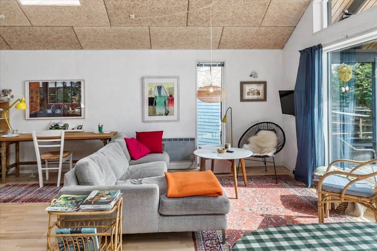 Vacation home with yard & patio | Pet-friendly — photo 3