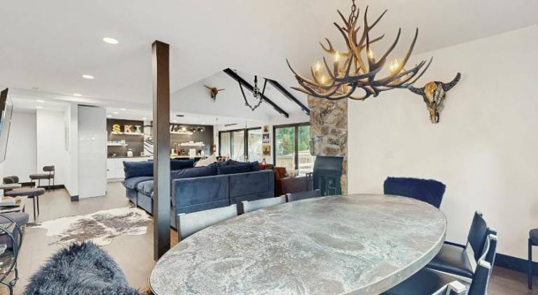 House with patio, jacuzzi & BBQ — photo 4