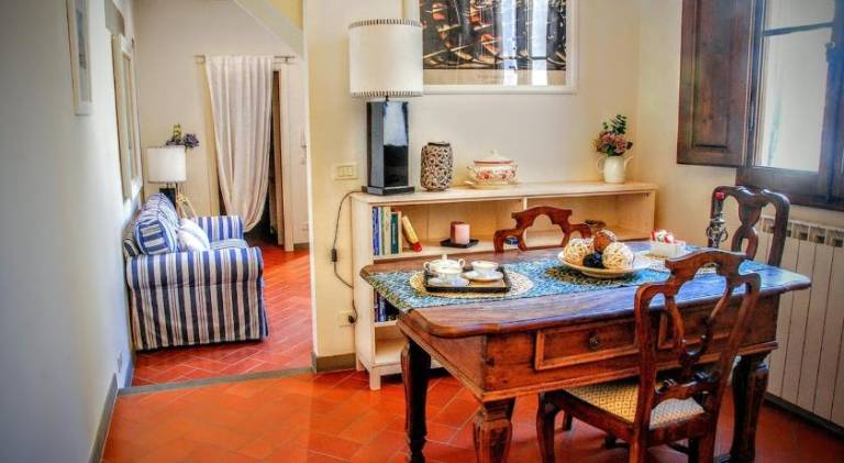 Pleasant apartment with hot tub | Next to Ponte Vecchio | Pet-friendly — photo 3