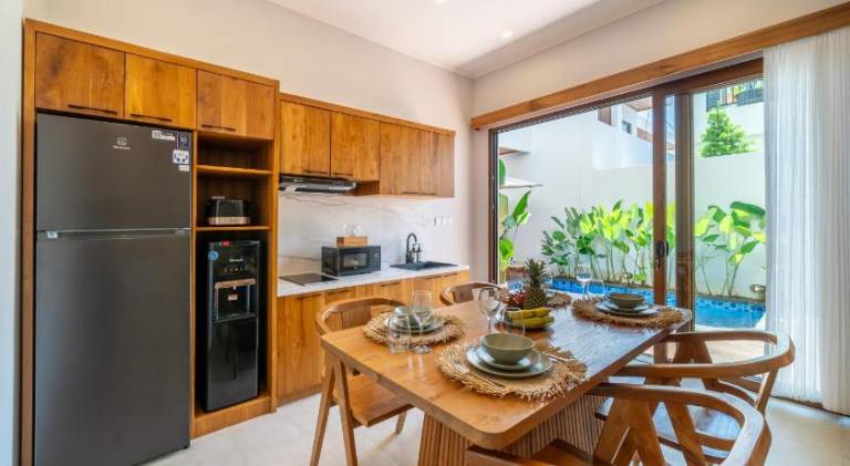 Pleasant villa with pool | Pets allowed — photo 2