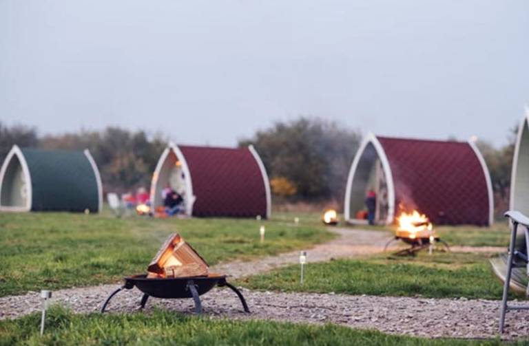 Camping Weeton-with-Preese