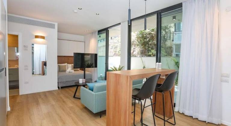 Beautiful holiday apartment | Close to Dizengoff Street | Next to the beach | Pets are welcome — photo 2