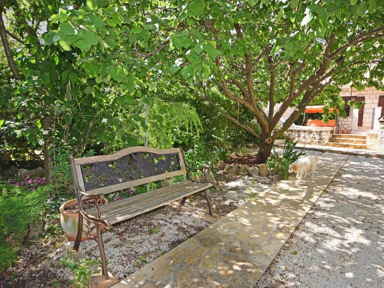 Holiday apartment with patio, grill & private pool | Sea view — photo 4