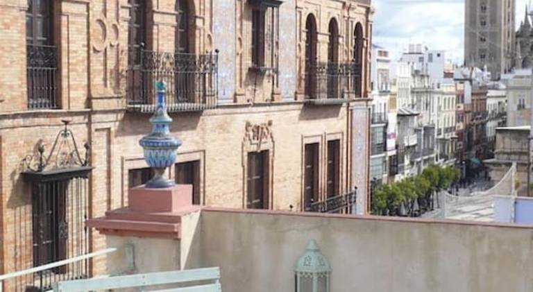 Duplex and terrace overlooking Giralda — photo 3