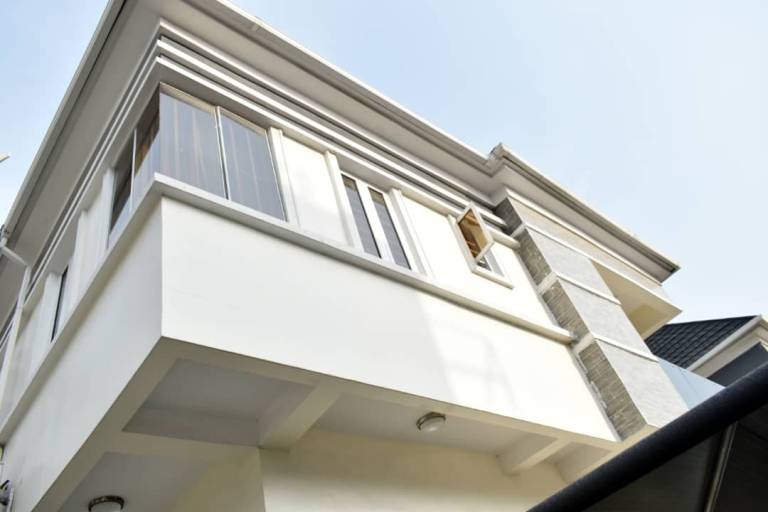 Family-friendly house | Pets are welcome in Lagos
