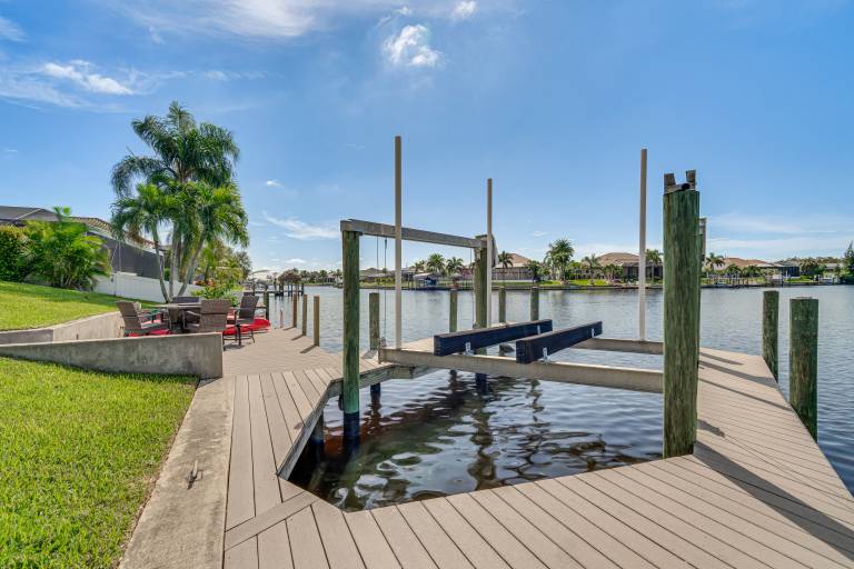 Boat Dock & Patio: Cape Coral Home 6 Mi to Beach! — photo 2
