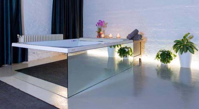 Holiday apartment with pool & hot tub — photo 3