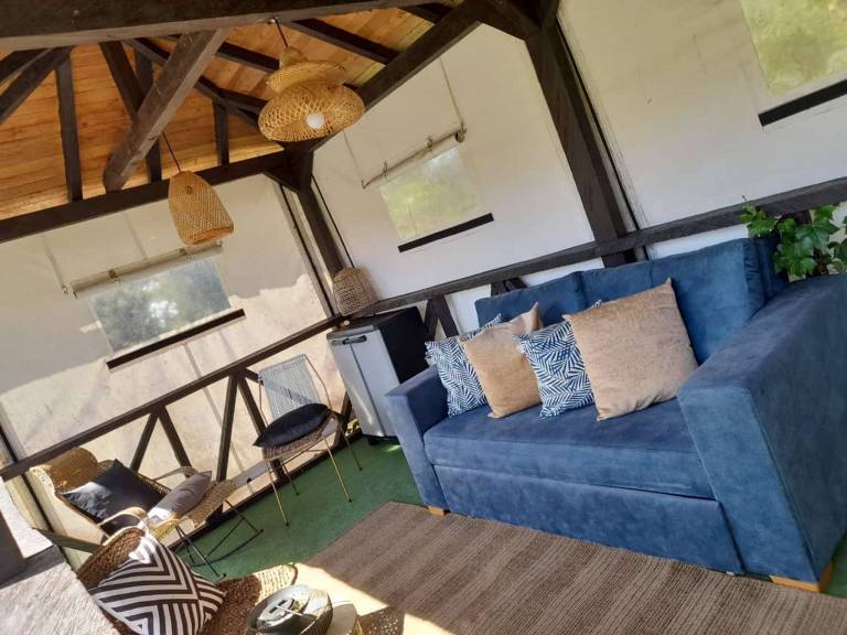 House with barbecue, patio & garden in Guarne