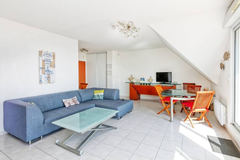 Family-friendly beautiful rental apartment with fast internet, garden & terrace | Garden view | Next to the beach | Dogs allowed — photo 2