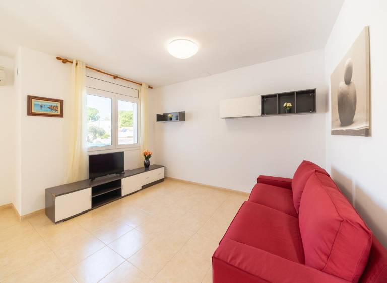 Fully equipped nice villa with patio, garden & grill | Pets are welcome — photo 3