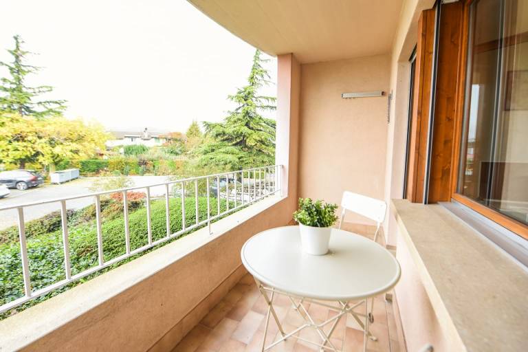 Charming and comfortable studio ideally located in Saillon — photo 5