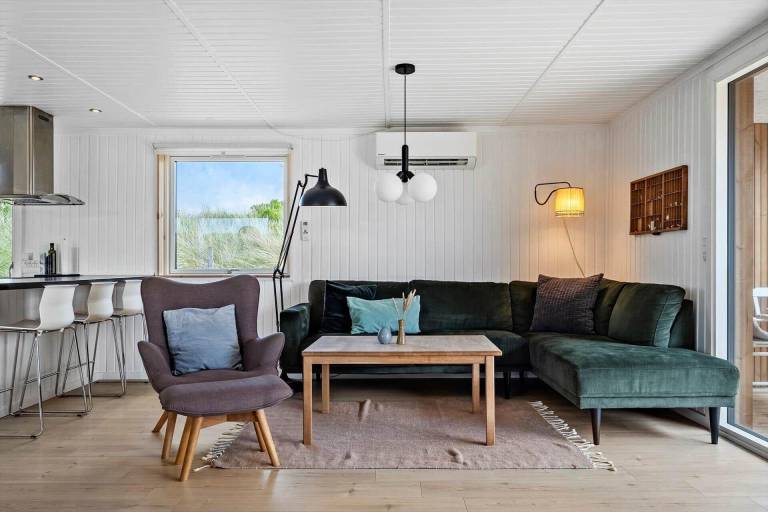 Fully equipped big house with barbecue, terrace & yard | Beach nearby | Dogs allowed — photo 2