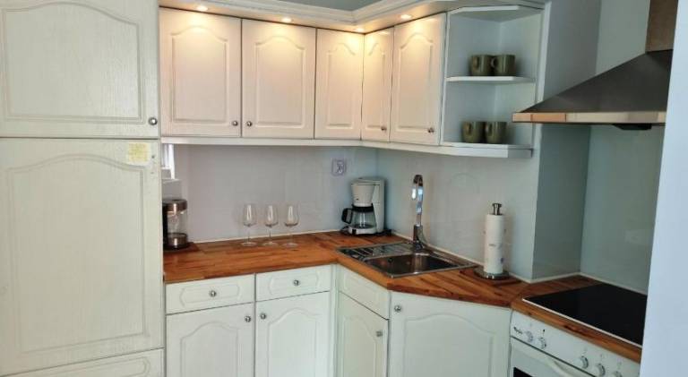 Holiday apartment with 1 room for 4 persons — photo 4