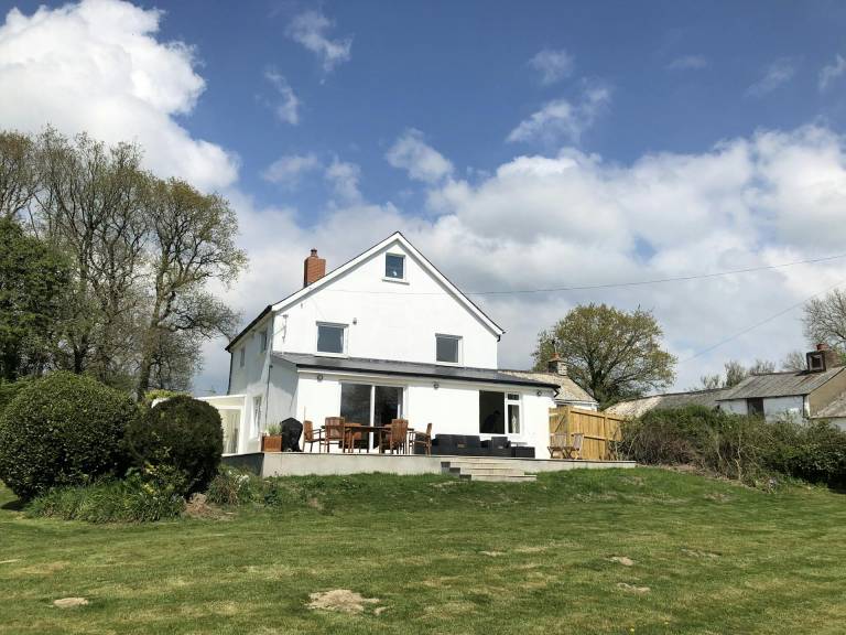 Family-friendly cottage with terrace & yard | Dogs allowed — photo 3