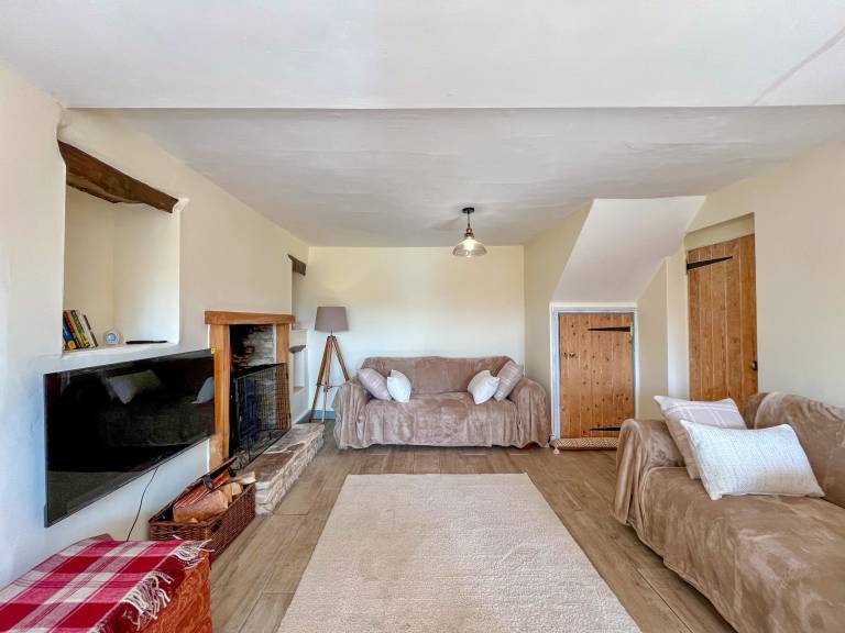Family-friendly wonderful cottage with patio, yard & barbeque | Dogs allowed — photo 2