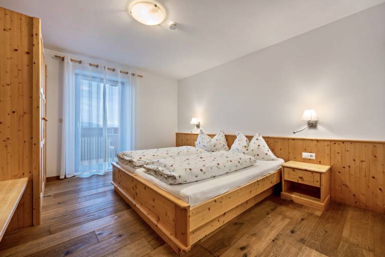 Apartment "Maurerhof Abendrot" with Mountain View, Private Terrace & Wi-Fi — photo 4