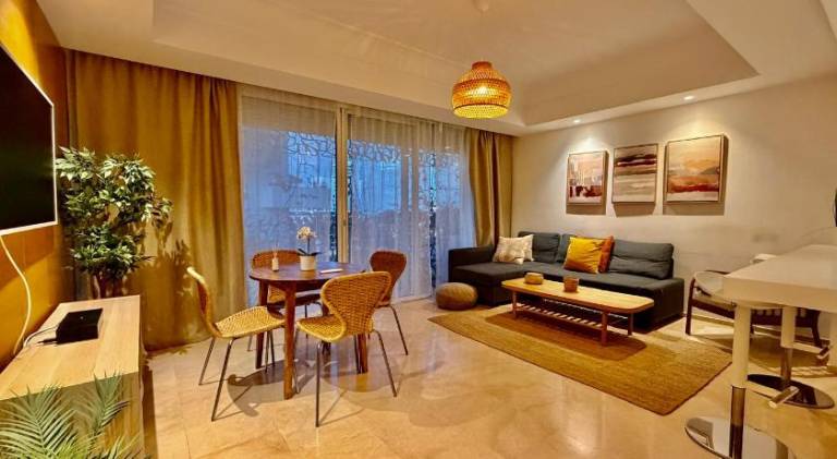 Pleasant holiday apartment with pool | Pet-friendly in Casablanca