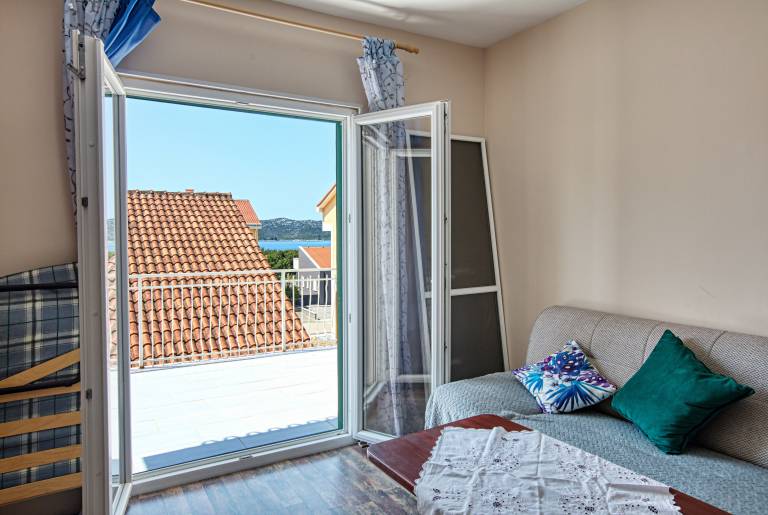Two bedroom apartment with terrace and sea view Biograd na Moru, Biograd (A-18665-b) — photo 4