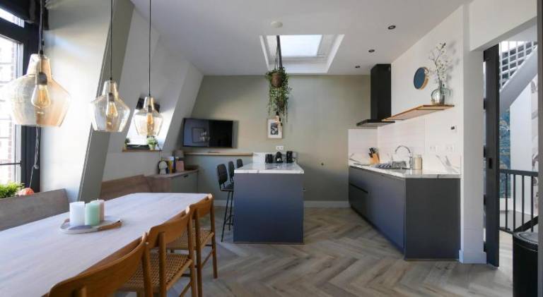 Holiday apartment with 2 rooms for 6 persons in The Hague