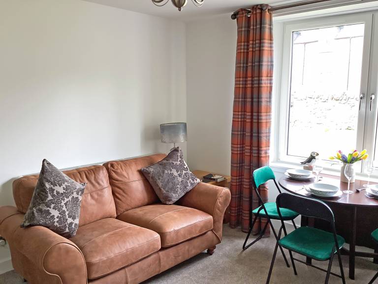 Cottage with garden | River view — photo 4